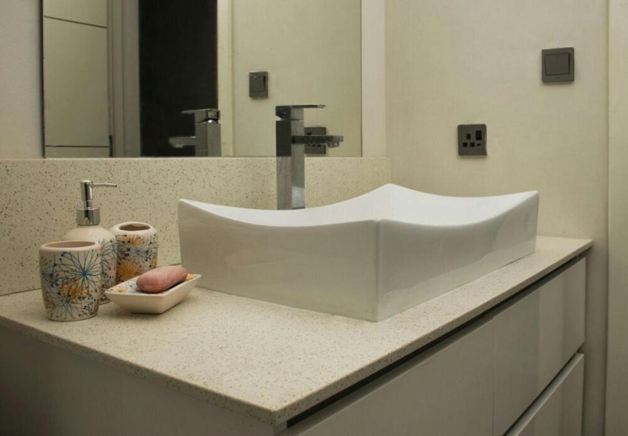 Luxury Modern 2-Bed Apartment Pereybere Grand Bay Ngoại thất bức ảnh